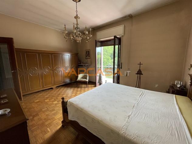 AMPIO TRILOCALE IN CENTRO PAESE - Foto 4