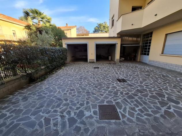 Ottimo appartamento di 95 mq con sottotetto nel centro di Meda - Foto 2