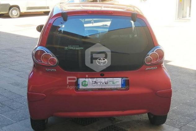 Toyota Aygo Aygo 1.0 12V VVT-i 5 porte Now Red Edition - Foto 6