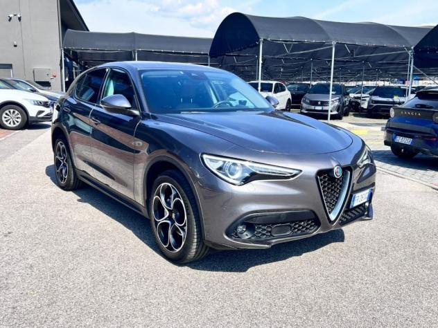 Alfa Romeo Stelvio 2.2 Turbodiesel 210 CV AT8 Q4 Executive - Foto 2