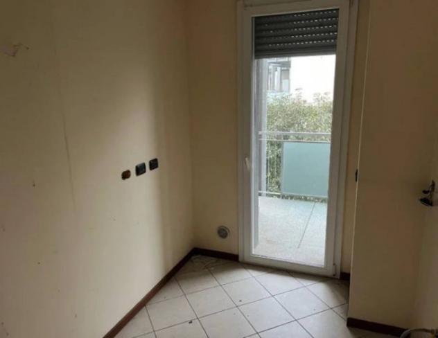 Immobile in asta di 121 m² con più di 5 locali e box auto in vendita a Castellanza - Foto 7