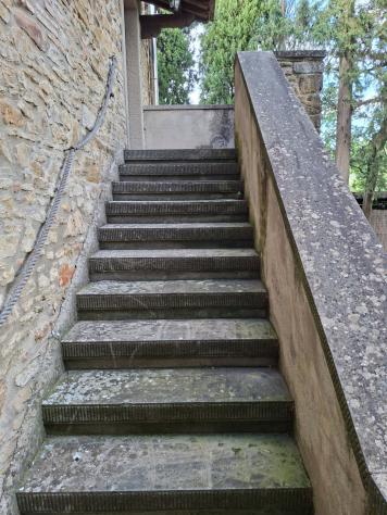 COLONICA di 14 vani e di 470 mq (AREZZO) rif. BU1 - Foto 9