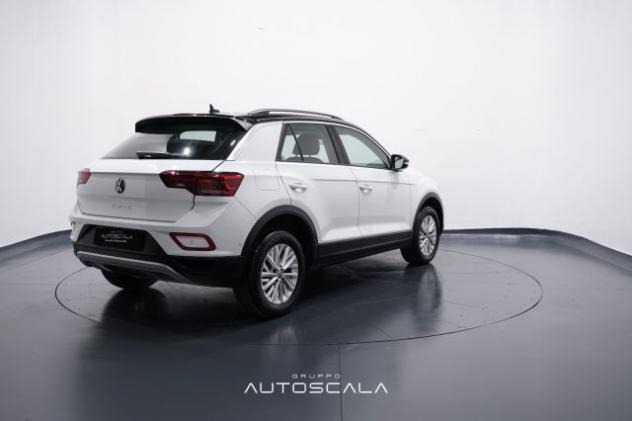 VOLKSWAGEN T-Roc 1.5 TSI 150cv ACT DSG Life rif. 21848800 - Foto 6