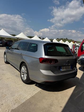 Volkswagen Passat Variant 2.0 TDI EVO Business 150cv 110kw - Foto 2