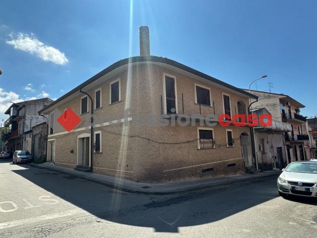 Stabile/Palazzo - Belpasso . Rif.: V/57VRG