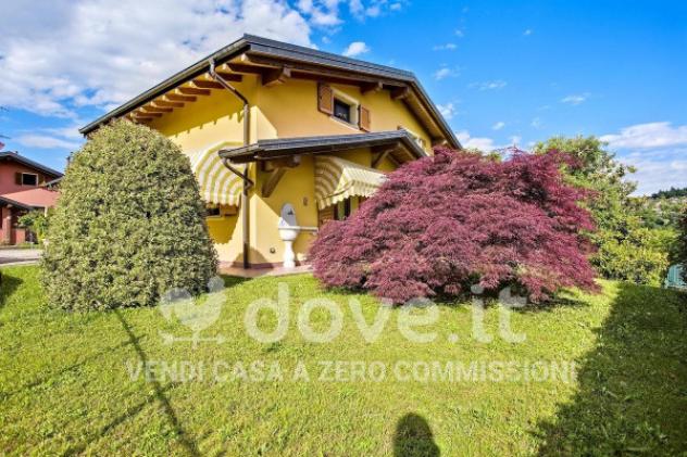 Villa di 359 m² con 5 locali e box auto doppio in vendita a Brezzo di Bedero - Foto 2