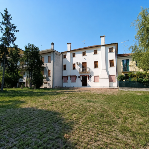 Porzione di casa in vendita a Villadose