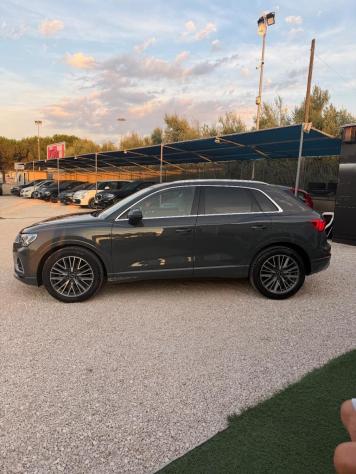 AUDI - Q3 - 2.0 TDI 150CV S tronic Design - Foto 3