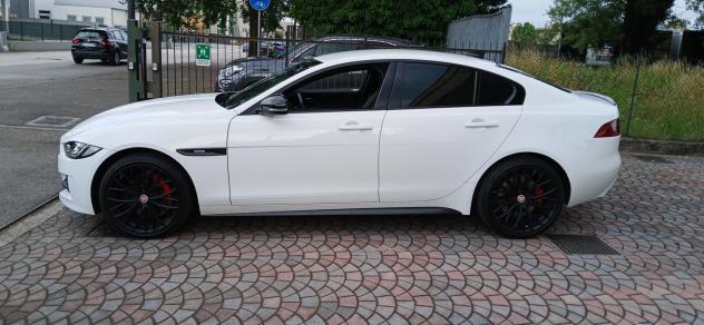 Jaguar XE 2.0 D 180 CV 4x4 AWD aut. R-Sport - Foto 9
