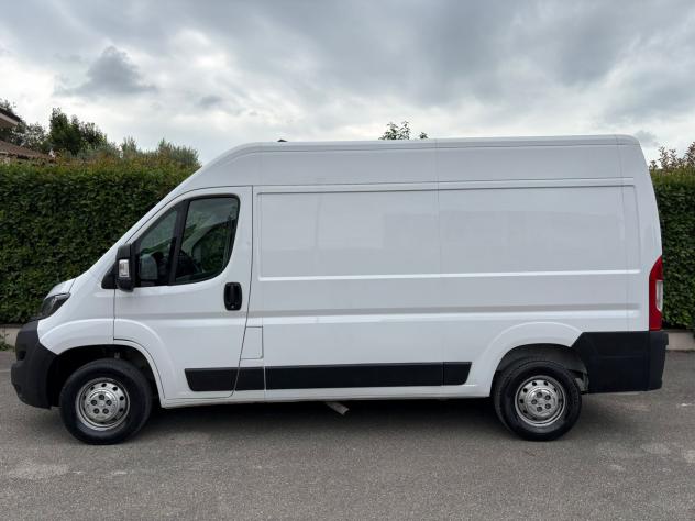 PEUGEOT Boxer 2.2BHDi 140 S&S L2H2 - 2023 - Foto 4