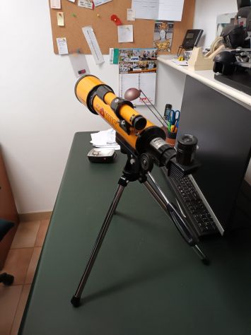 Telescopio Konus con Trepiedi e Lenti - Foto 4