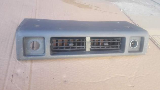 Consolle centrale cruscotto e bocchette Nissan Patrol TR 2.8 - Foto 2