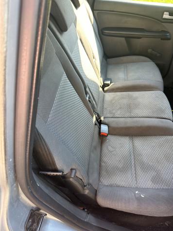 Ford C-Max 1.6 TDCi - Foto 8
