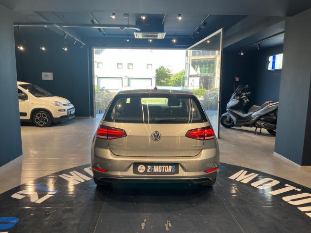 Volkswagen Golf VII 1.5 TGI 5p. Trendline BlueMotion Technology - Foto 3