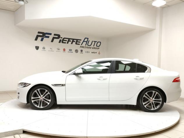 Jaguar XE XE 2.0 D Turbo 180CV Pure - Foto 2