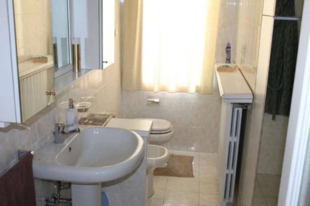 Immobile in asta di 303 m² con più di 5 locali e box auto doppio in vendita a Gallarate - Foto 11