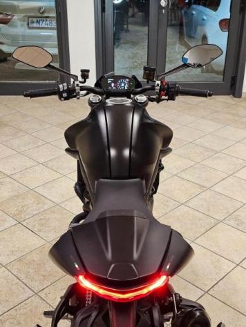 DUCATI MONSTER 937+ 2060KM 2022 GARANZIA FINANZIAMENTI - Foto 9