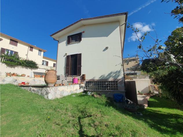 Villa in Via Santa Teresa