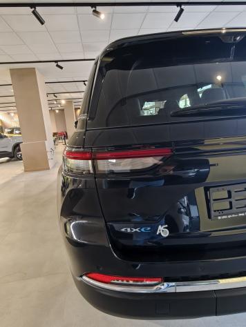 Jeep Grand Cherokee 4xe 2.0 PHEV 380CV Limited Auto 4WD - Foto 8