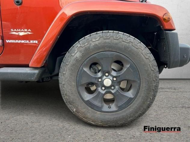 Jeep Wrangler 2.8 CRD DPF Sahara Auto - Foto 7