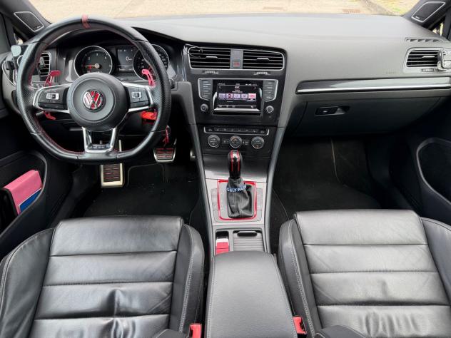 Volkswagen Golf SPORT 2.0 TDI GTD #11955 - Foto 9