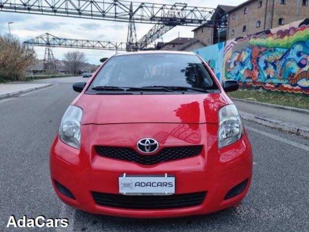 Toyota Yaris 1.0 BENZ adatta a NEOPATENTATI - Foto 4