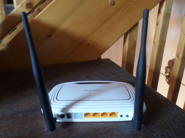 ROUTER TP LINK WIRELESS 300MBPS - Foto 4