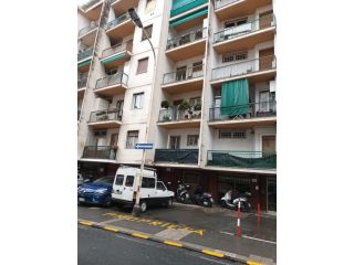 Sanremo affittasi piccolo appartamento arredato  4 posti letto ,