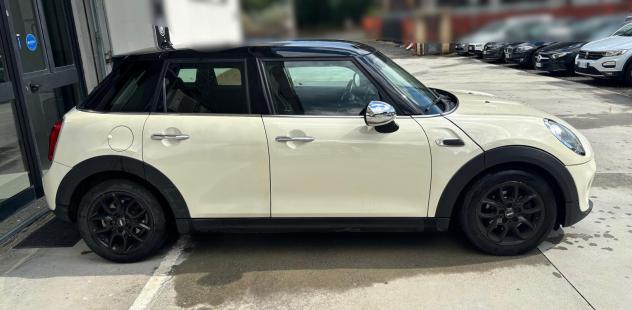 Mini Cooper D 5 pt 115 cv - Foto 10