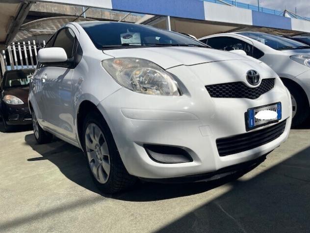 TOYOTA YARIS 1,0 - Foto 4