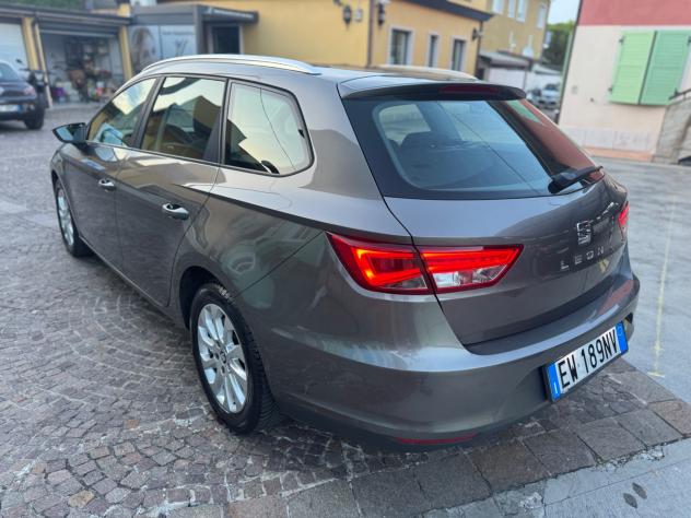 Seat Leon 1.6 TDI 105 CV DSG ST Start/Stop Style - Foto 4