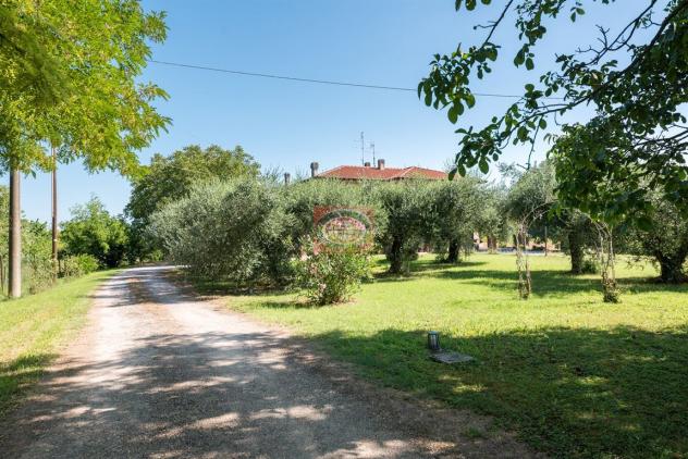 MACERONE-RUFFIO: porzione di bifamiliare in BUONO STATO su lotto di 1.900 mq.. - Foto 2