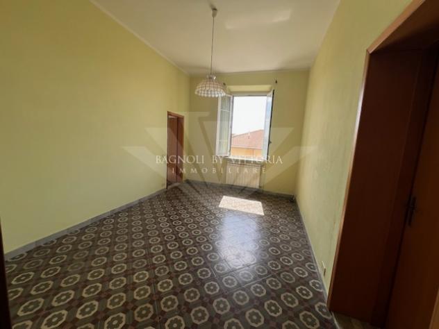 APPARTAMENTO di 5 vani e di 80 mq (PIETRASANTA) rif. 348/V - Foto 3