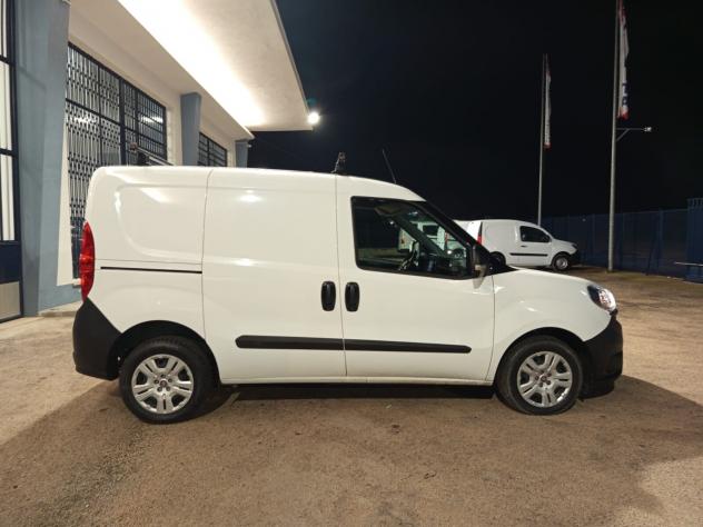 Fiat Dobl1.6 MJT 90CV S&S PC-TN Cargo Lounge - Foto 4