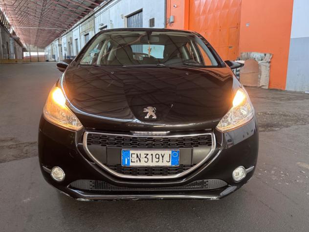 Peugeot 208 1.4 HDi 68 CV 5 porte Allure - Foto 5