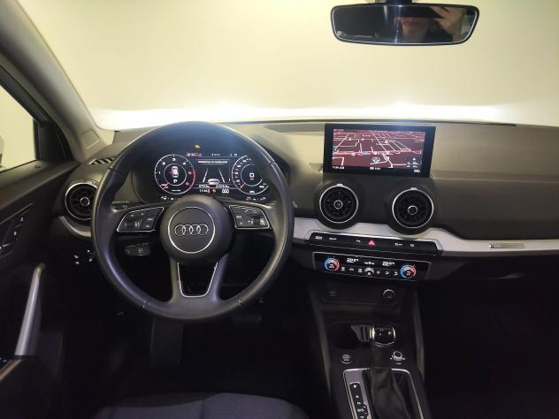 Audi Q2 Q2 35 2.0 tdi Identity Black s-tronic - Foto 7