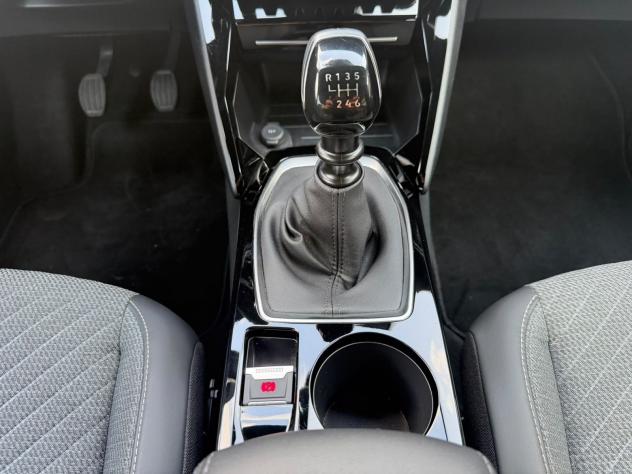 Peugeot 2008 PureTech 100 Allure S/S - Foto 10