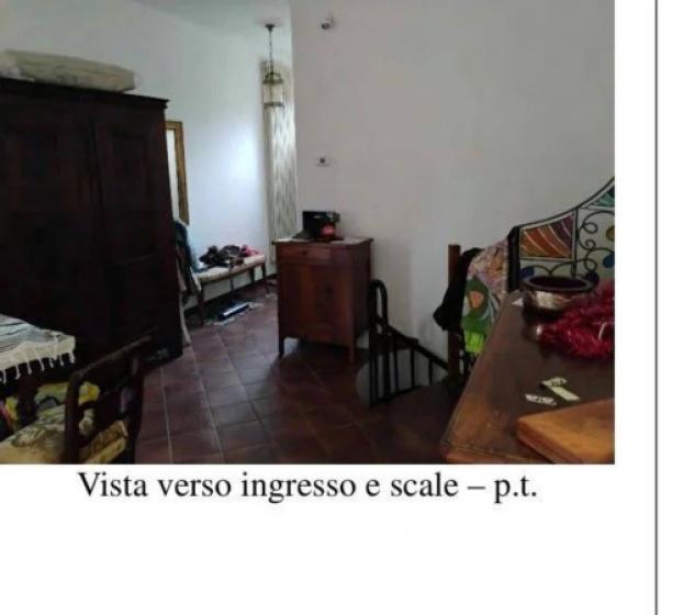 Immobile in asta di 151 m², box auto in vendita a Bardello con Malgesso e Bregano - Foto 4