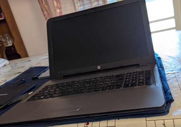 NOTEBOOK  HP 15-ba097nl (2017) 15.6 POLLICI - Foto 4