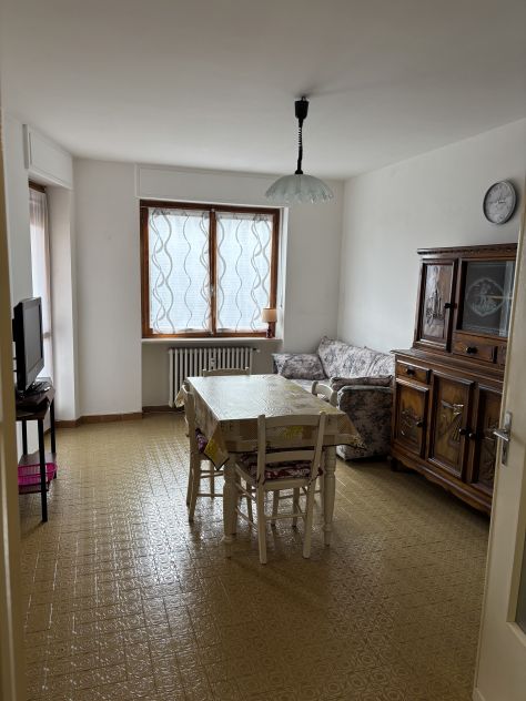 CANTOIRA (Valli di Lanzo) affittasi appartamento