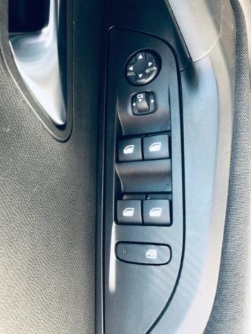 PEUGEOT 2008 PureTech 100 S&S Active rif. 23962812 - Foto 8