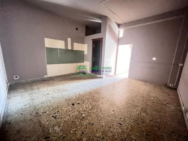 Rif: 2711 - Locale deposito in zona centrale – pratico e versatile, Comiso