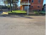Negozio mq. 240 con giardino privato