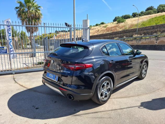 Alfa Romeo Stelvio 2.2 jtdm 190CV Q4 anno 2022 - Foto 3
