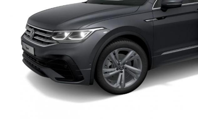 VOLKSWAGEN Tiguan 2.0 TDI 150 CV SCR DSG R-Line rif. 24024430 - Foto 6