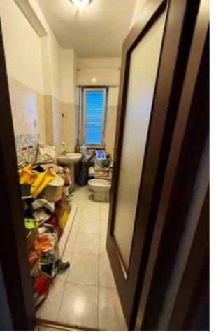 Immobile in asta di 107 m² con più di 5 locali e box auto in vendita a Garbagnate Milanese - Foto 13
