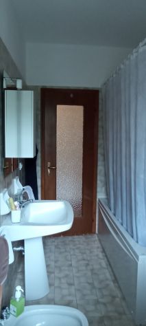 1 POSTO LETTO PER STUDENTESSA IN CAMERA DOPPIA - Foto 3