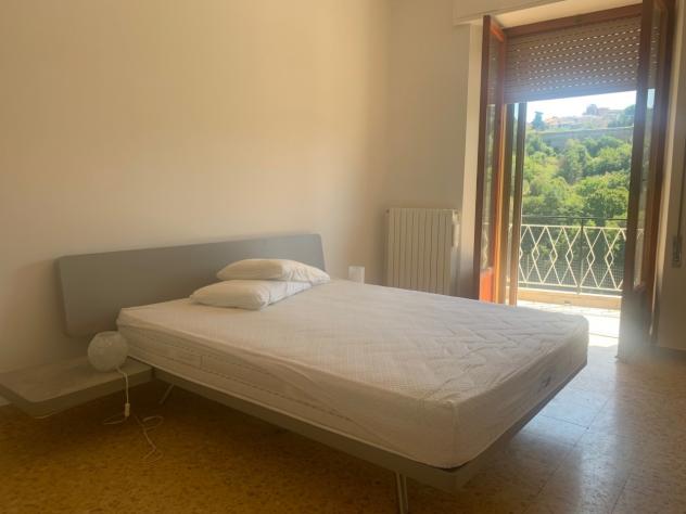 Stanza in appartamento in affitto a Siena - Foto 2