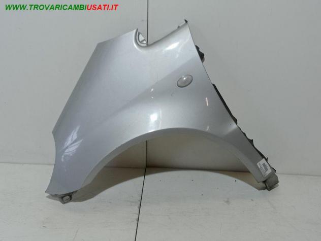 PARAFANGO ANT. SX  ARGENTO MET. 999-U1311033 Carrozzeria  Lamierati esterni  Fiancate  Parafango ant. MERCEDES - Classe A W168  - 01-05-2001 - 01-09-2