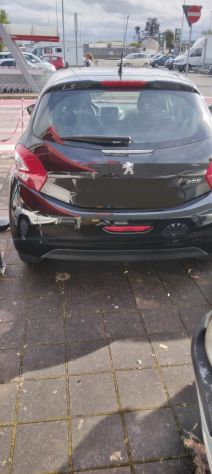Peugeot 208 1.0 Benzina con 95000km unica proprietaria - Foto 7
